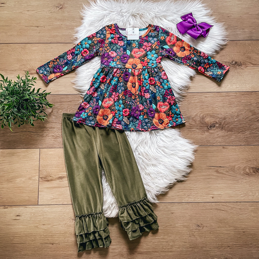 Embroidered Flowers Pants Set by Wellie Kate