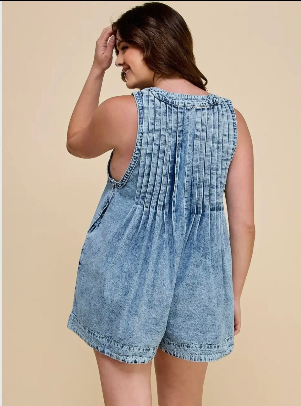 Veveret Plus Size Front Pleated V Neck Sleeveless Denim Romper