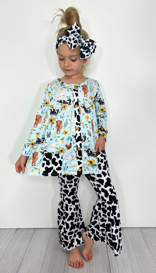 Aqua Farm Daisy Pants Set by Clover Cottage