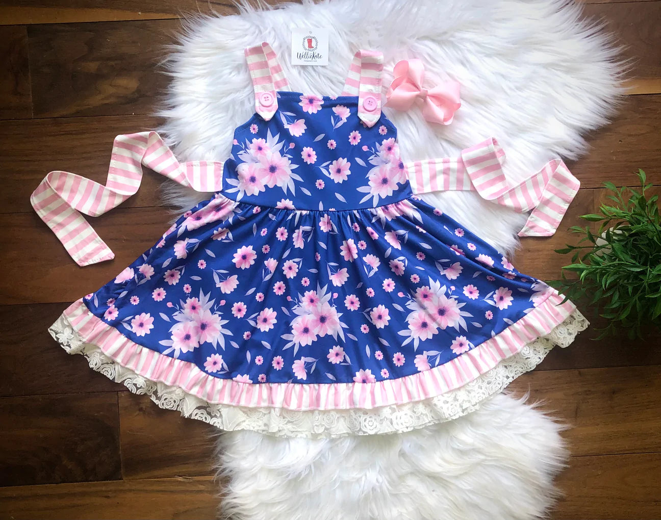 Pink Daisy Dress by Wellie Kate