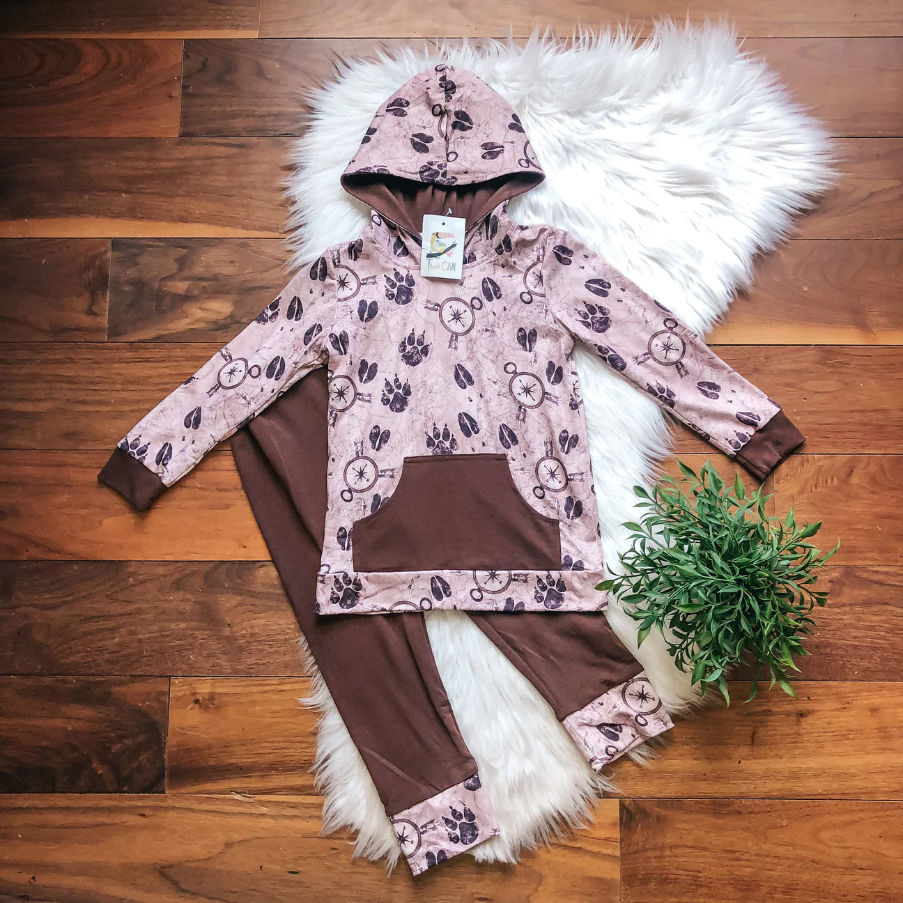 Animal Tracks Jogger Set by TwoCan
