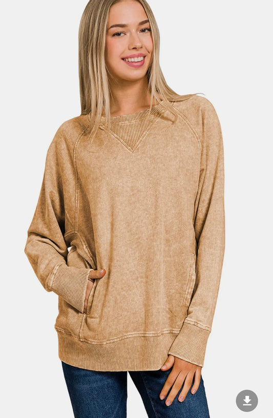Zenana Pocketed Round Neck Sweatshirt