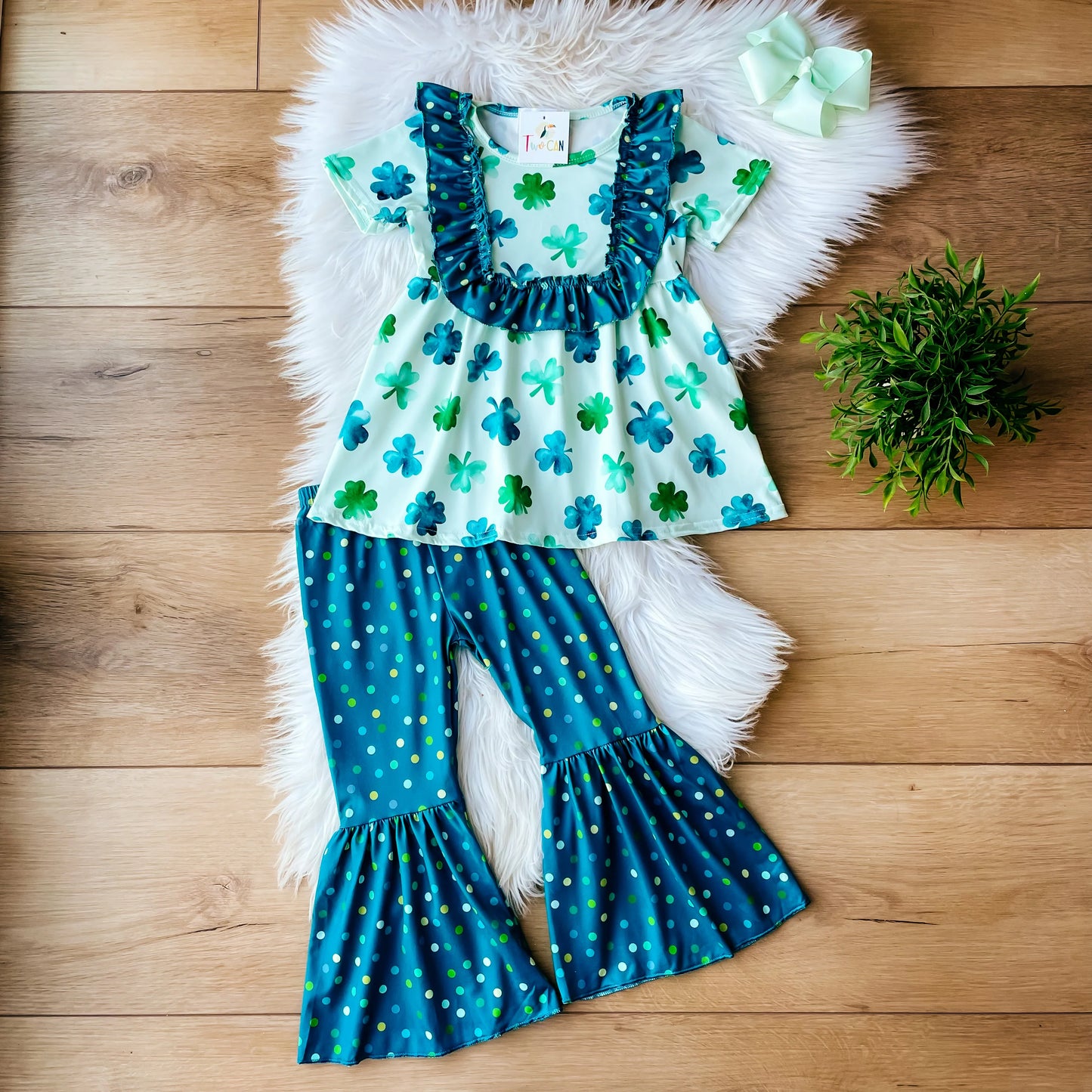 Clovers & Dots Bell Pants Set by TwoCan